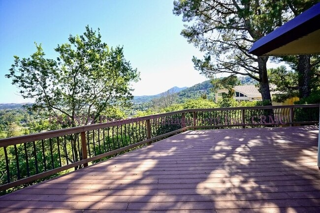 Photo - 151 Dominican Dr