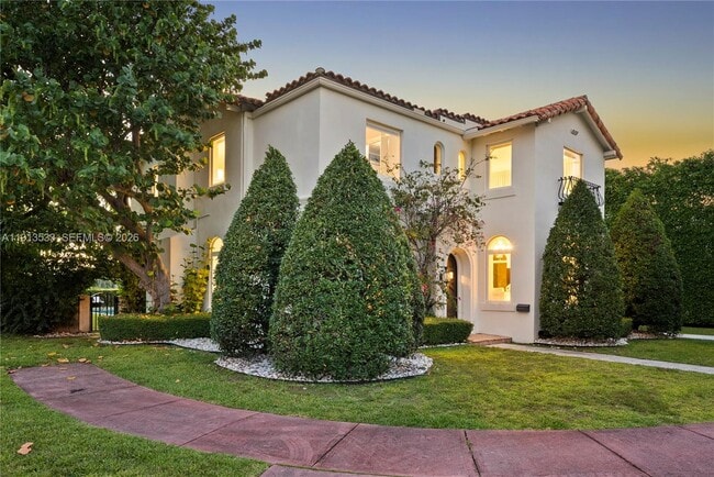 Photo - 5800 La Gorce Dr