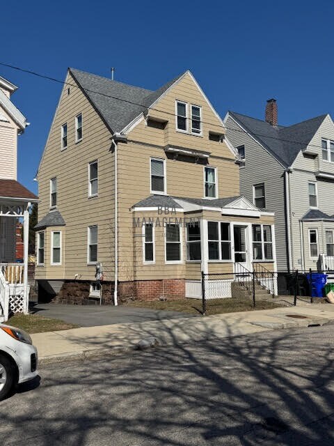 Photo - 62 Saunders St (Boston, MA)