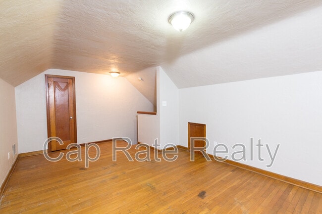 Photo - 324 S Powell Ave