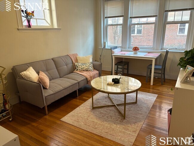 Building Photo - 1697 Cambridge St Unit 1697 Cambridge St Rental