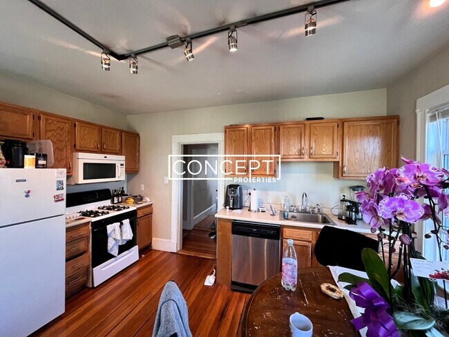 Photo - 101 Heath St Unit 3