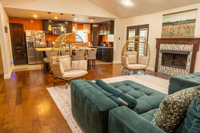 Photo - 2107 Emerald Isle Dr