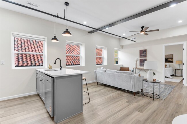 Photo - 4242-4246 Shaw Blvd