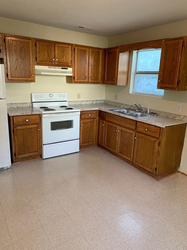 Photo - Great Two Story Home In Town