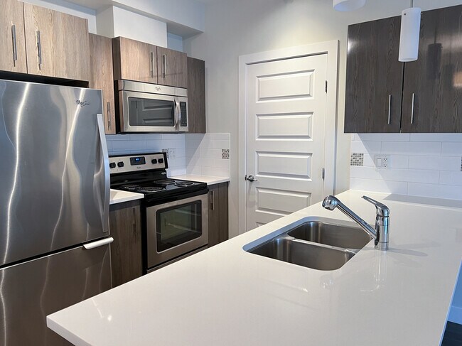 5477-200th Street, Langley - Brydon Court Apartments