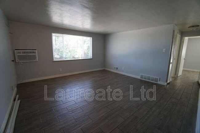 Photo - 675 Miller Ct