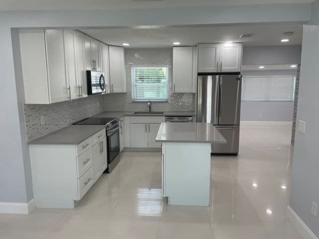 Photo - 40 NE 48th Ct