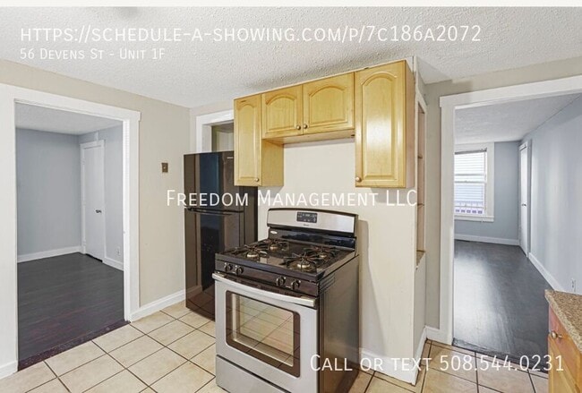 Building Photo - 56 Devens St Unit 1F