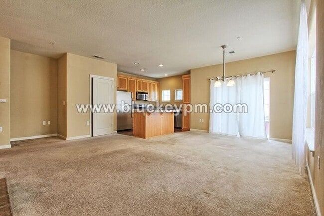 Photo - 2 Bed, 2.5 Bath Townhome at Woodhaven Crossing in Sherwood