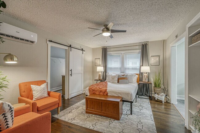 Photo - 4104 Warwick Blvd