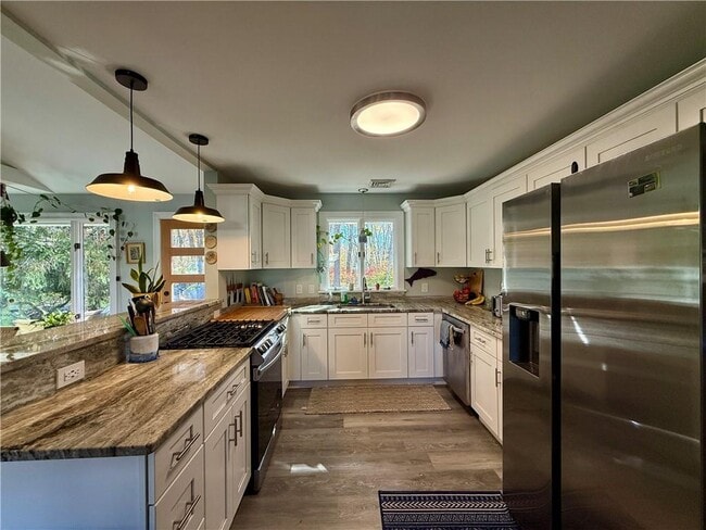 Photo - 11 Holmes St