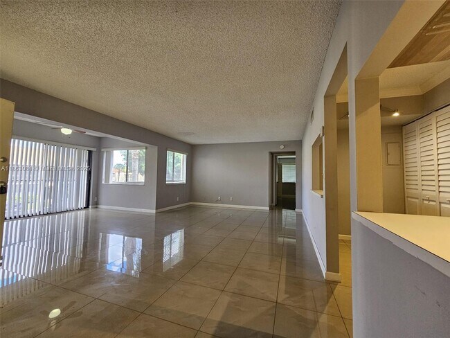 Photo - 4849 Sable Pine Cir Unit A2