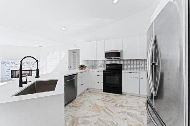 Photo - 1703 Golfside Village Dr