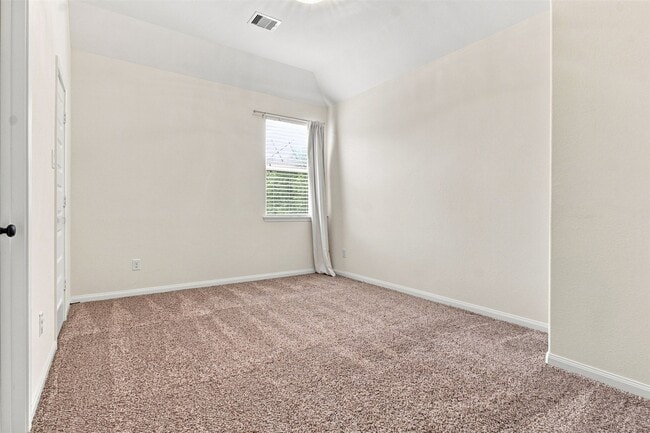 Building Photo - 3020 Rocky Canyon Dr