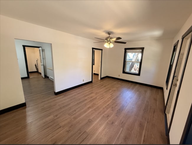 Photo - BEAUTIFUL RECENTLY RENOVATED SINGLE BEDROOM&nbsp;IN THE OLD MILL DISTRICT!