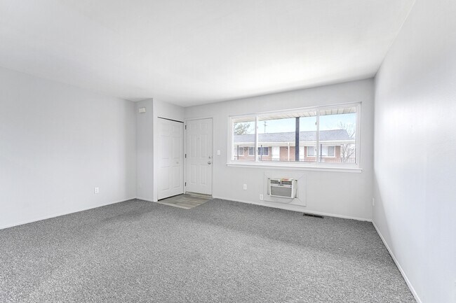 Photo - 426 Oak St