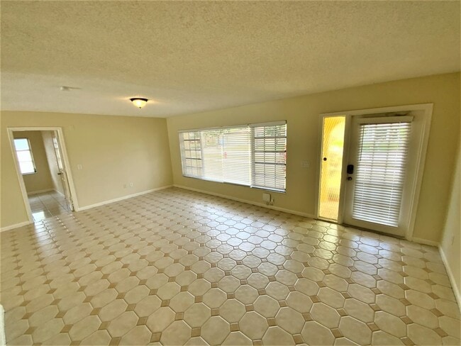 Photo - 10830 Stacey Ln