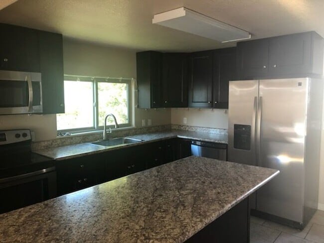 Photo - 113 N 9th Ave