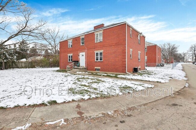 Photo - 209 N James Rd