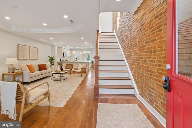 Building Photo - 1110 Orren St NE Rental