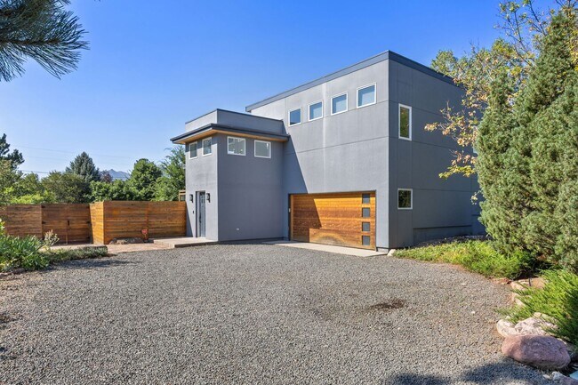 Photo - Not Available For Rent - 5 bed 3.5 Bath Ho...