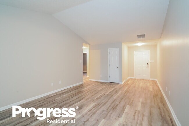 Photo - 1006 Honeysuckle Ct