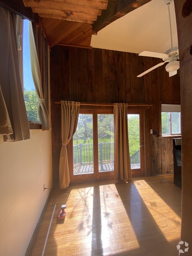Building Photo - 1310 S East St Unit A Rental