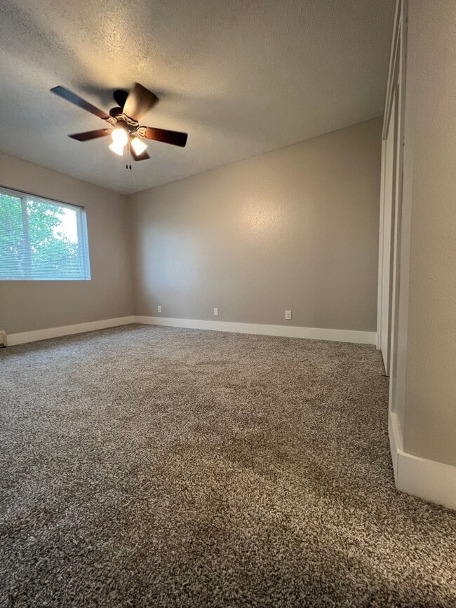 Photo - Clarinda West Apartments