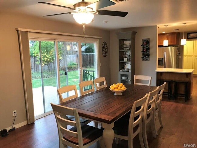 Photo - Stylish 3 Bedroom home in North Yuba City
