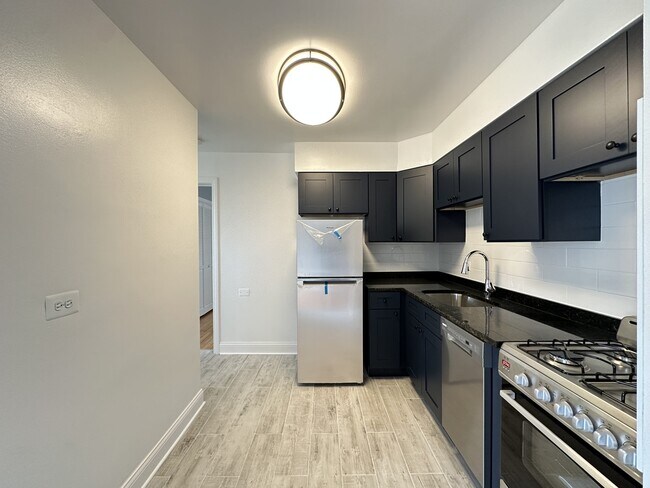 Photo - 6731 N California Ave Unit S3