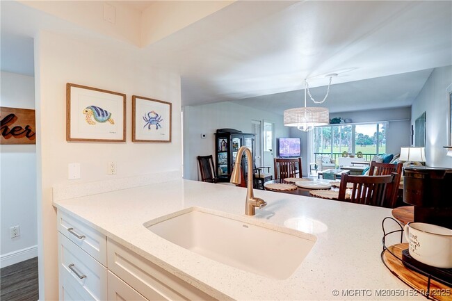 Photo - 5563 NE Gulfstream Way