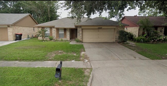 Photo - 11627 Cliveden Dr House