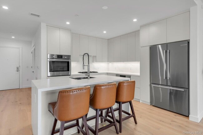 Photo - 140 Boardwalk Unit 503B
