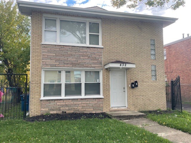 Photo - 432 Hickory St
