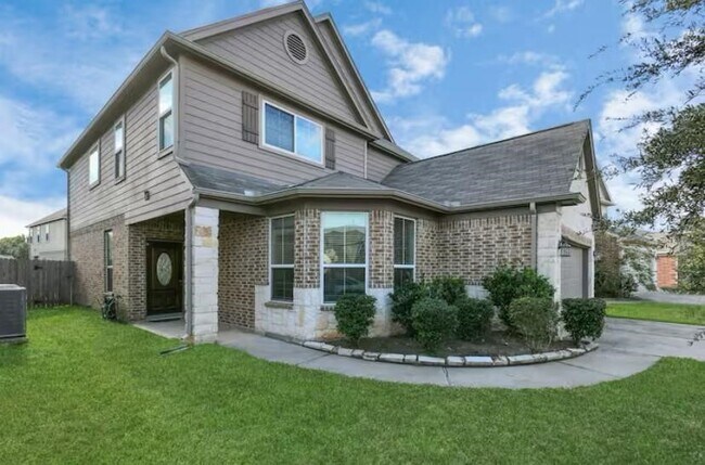 Building Photo - 18335 All Oak Trail