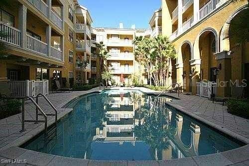 Building Photo - 860 N Orange Ave Unit 464