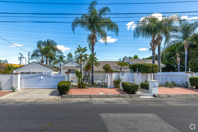 Building Photo - 5510 Wilbur Ave Tarzana, CA 91356 Rental