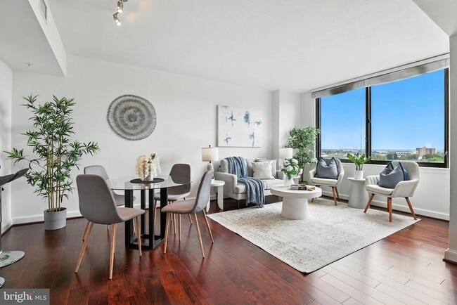 Building Photo - 2451 Midtown Ave Unit 1108 Rental