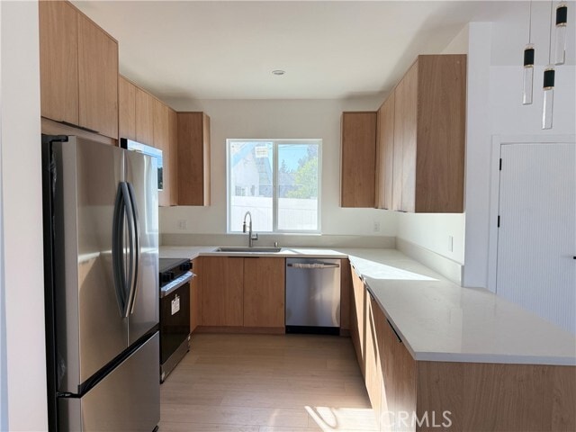 Photo - 22913 Sherman Way