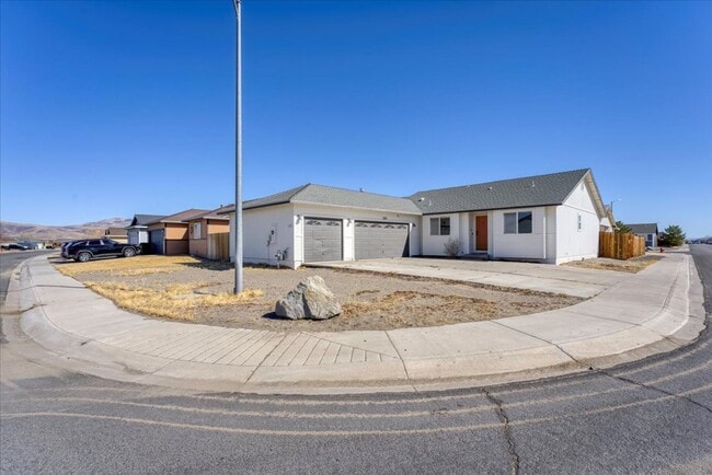Cute corner lot 3 bed/ 2 bath - Cute corner lot 3 bed/ 2 bath House