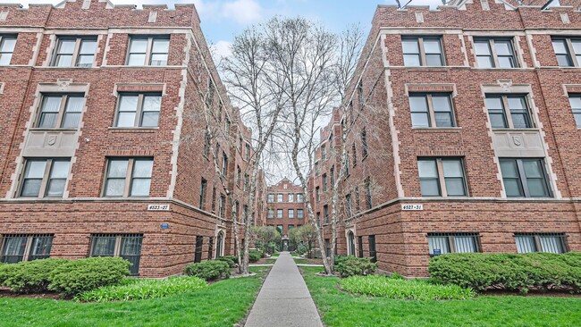 Amazing Kenwood 2bed/2bath Apartment - Amazing Kenwood 2bed/2bath Apartment