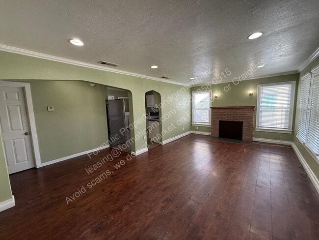 Photo - 1478 N Crescent Ave