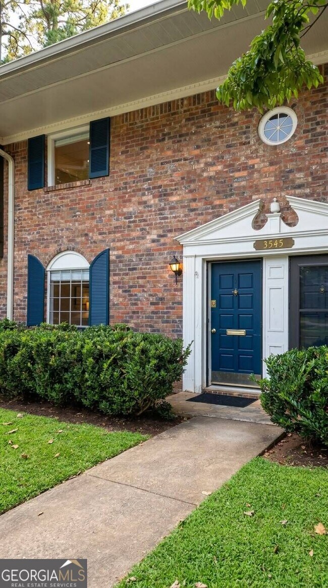 Building Photo - 2917 N Dekalb Dr Unit D