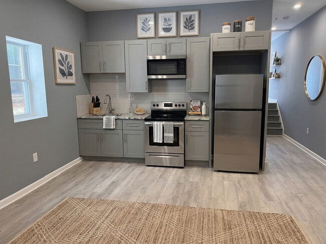 Building Photo - 1612 Cecil B. Moore Ave Unit 1