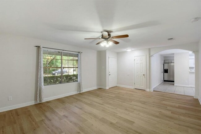 Photo - 2503 Star Grass Cir