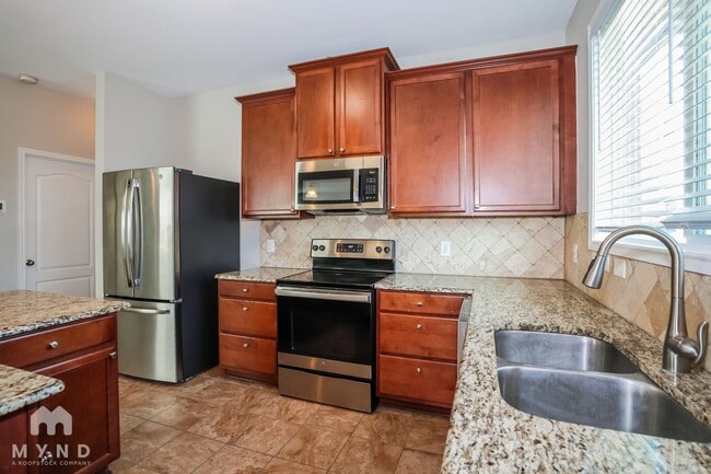 Photo - 1619 Kawati Way