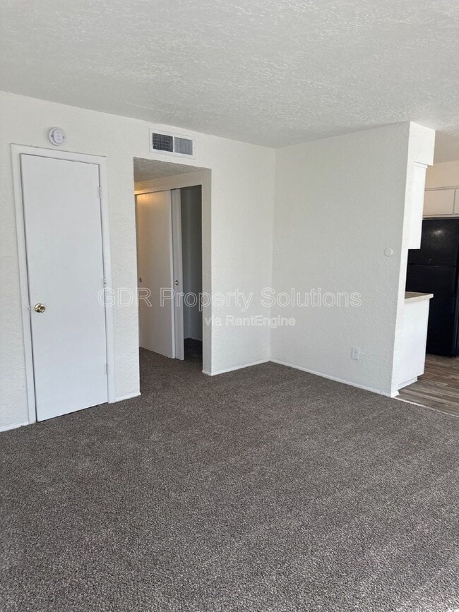 Photo - 128 General Arnold St NE Unit 3