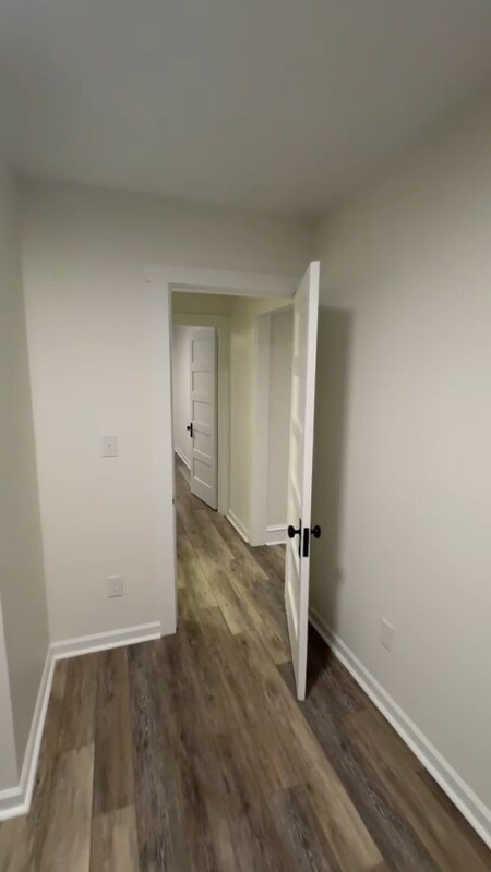 129 W Youngs Ave