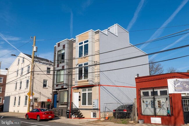 Photo - 1239 N 19th St Unit 1